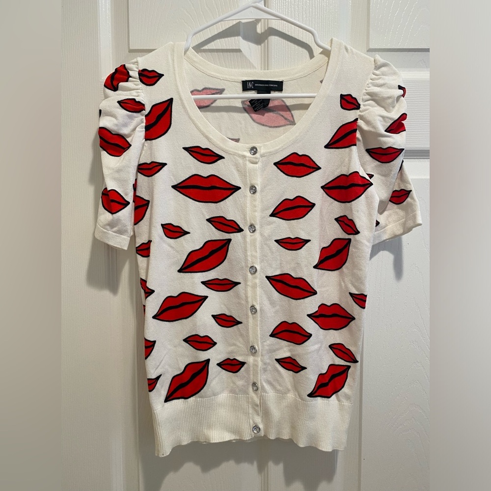 INC short sleeve sweater Sz XS